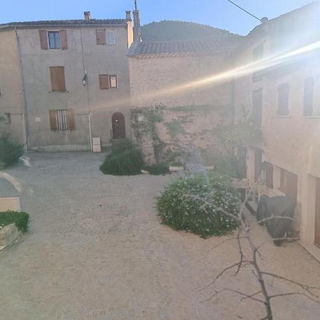 Au Puits De Figa Appartement Figanières Buitenkant foto