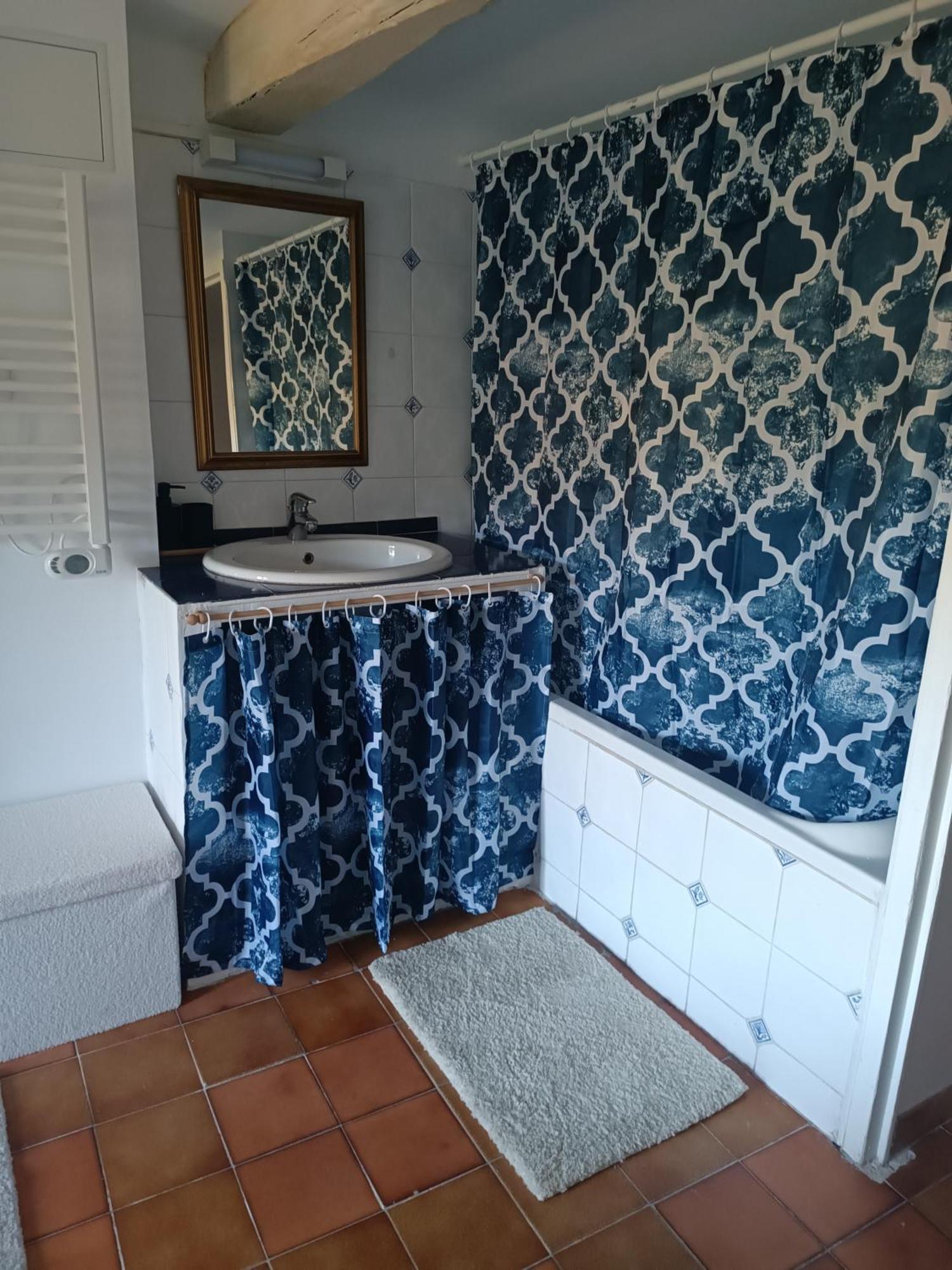 Au Puits De Figa Appartement Figanières Buitenkant foto